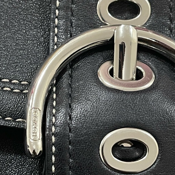 Vintage Coach Black Soho Hobo Handbag - Picture 15 of 16